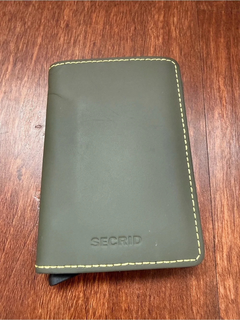 Secrid Secure Slim Wallet - Olive Green/Yellow